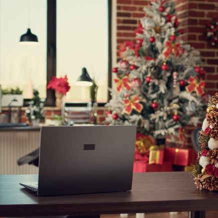 Here’s wishing you a very happy Christmas – and a wonderful New Year!